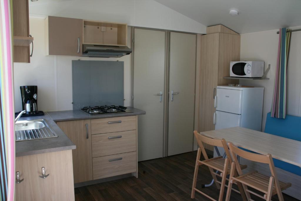 Camping De La Baie La Trinité-sur-Mer Quarto foto